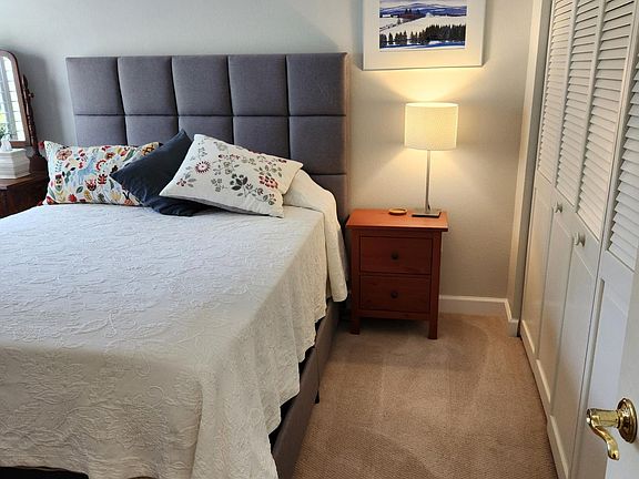 3rd image of 6142 Country Club Way