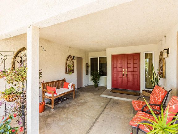 3rd image of 2499 Brookhill Dr