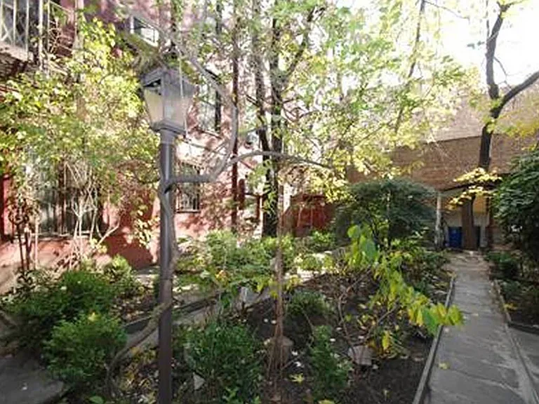 58 W 8th St #4D — Photo 6
