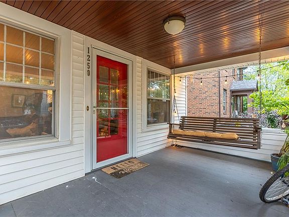 3rd image of 1250 Hathaway Ave