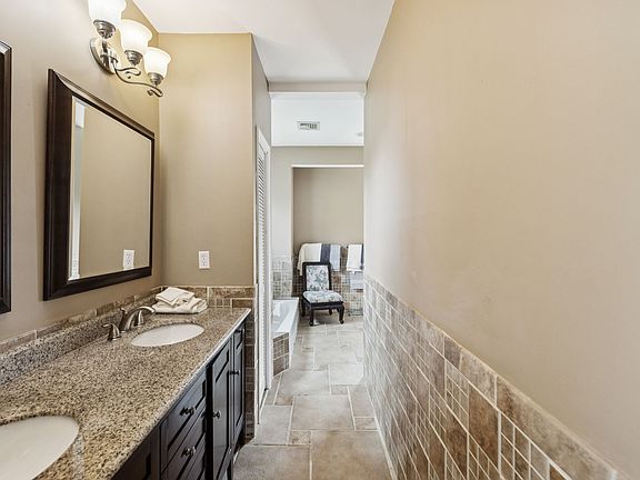 29th image of this home