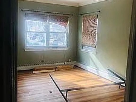 3rd image of 2303 Sedgwick Ave #2