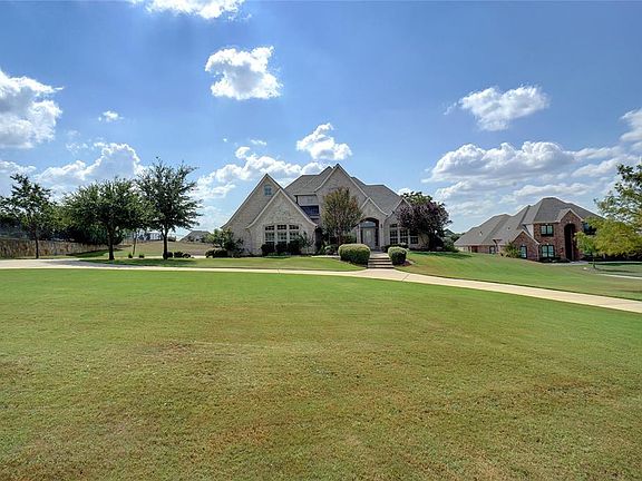 3rd image of 3304 Bay Breeze Ct