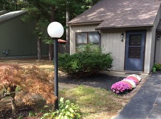 4 Wake Robin Rd, Malta, NY 12020