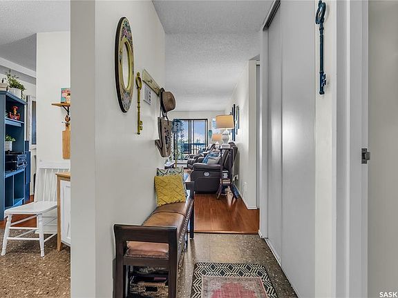 4th image of 209 A Cree Pl #201