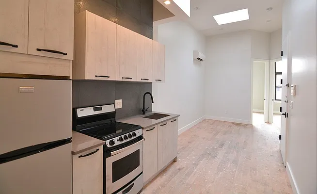 Rented by Lofts and Flats LLC | media 13