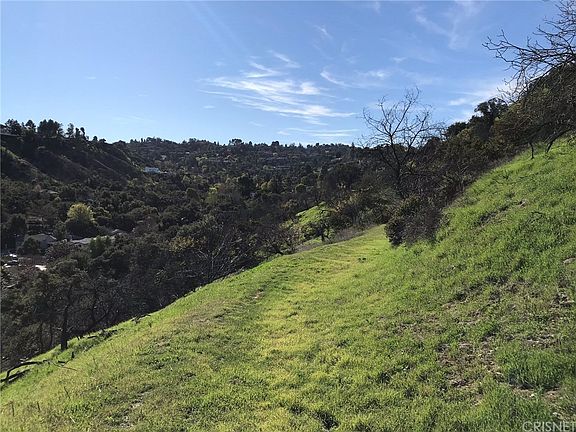 4th image of 4050 Deerhorn Dr