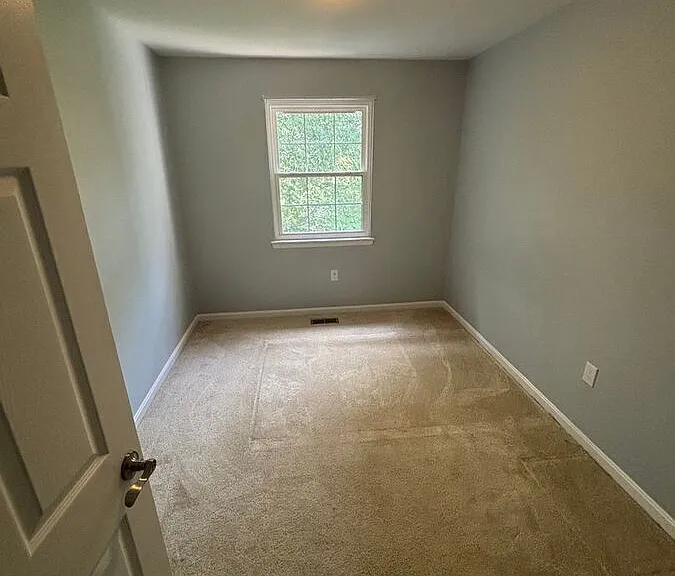 743 Wilton Farm Dr — Photo 14