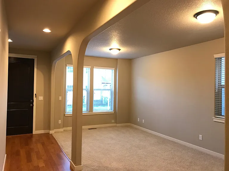 6435 NE Whitewood Dr — Photo 5