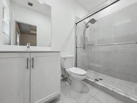 2648 SE 15th Ct — Photo 13