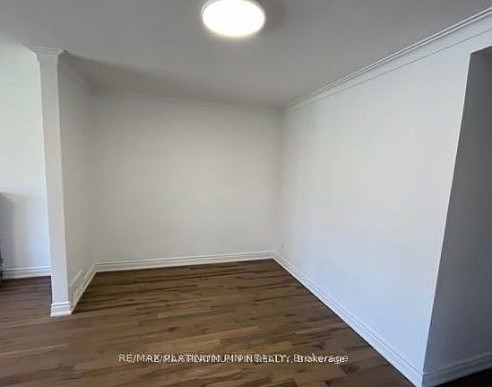 3rd image of 293 Ellerslie Ave
