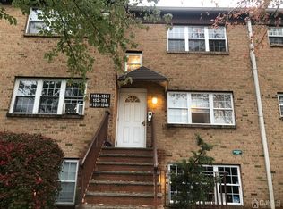 156 College Dr, Edison, NJ 08817