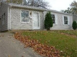 5030 Crest Dr, Kansas City, KS 66106