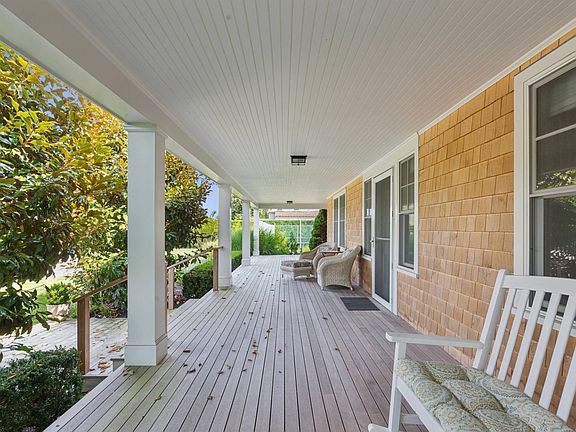 5th image of 91 Beach Ln