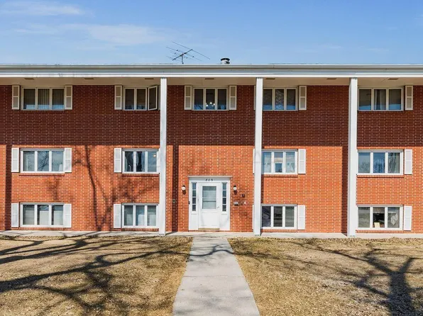 809 6th Ave N #D15, Fargo, ND 58102