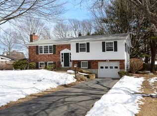 11 Iroquois Rd, Danvers, MA 01923