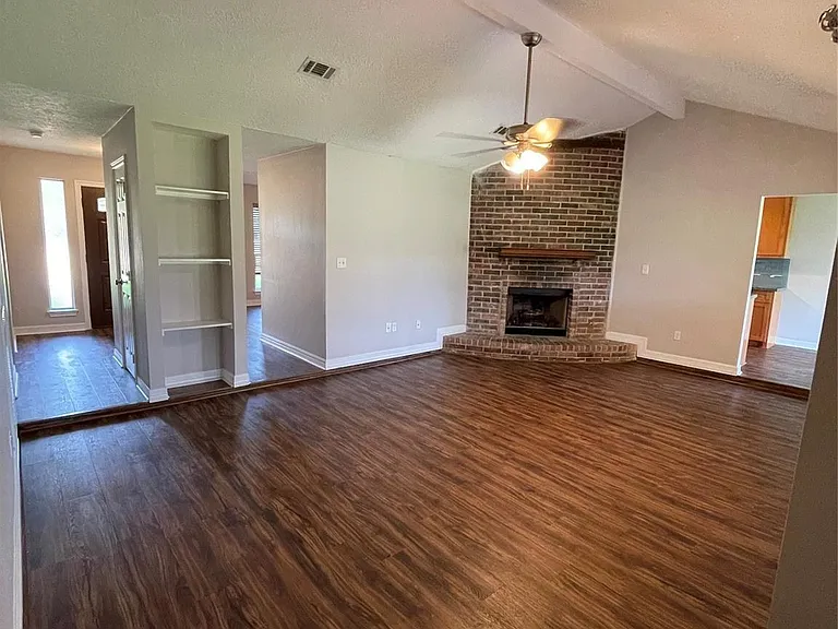 16510 Oxnard Ln — Photo 13