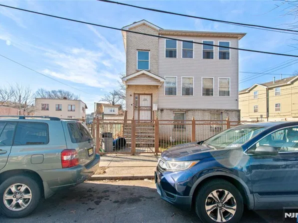 219-221 Clinton Place, Newark, NJ 07112