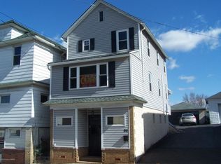 96 W Carey St, Plains, PA 18705