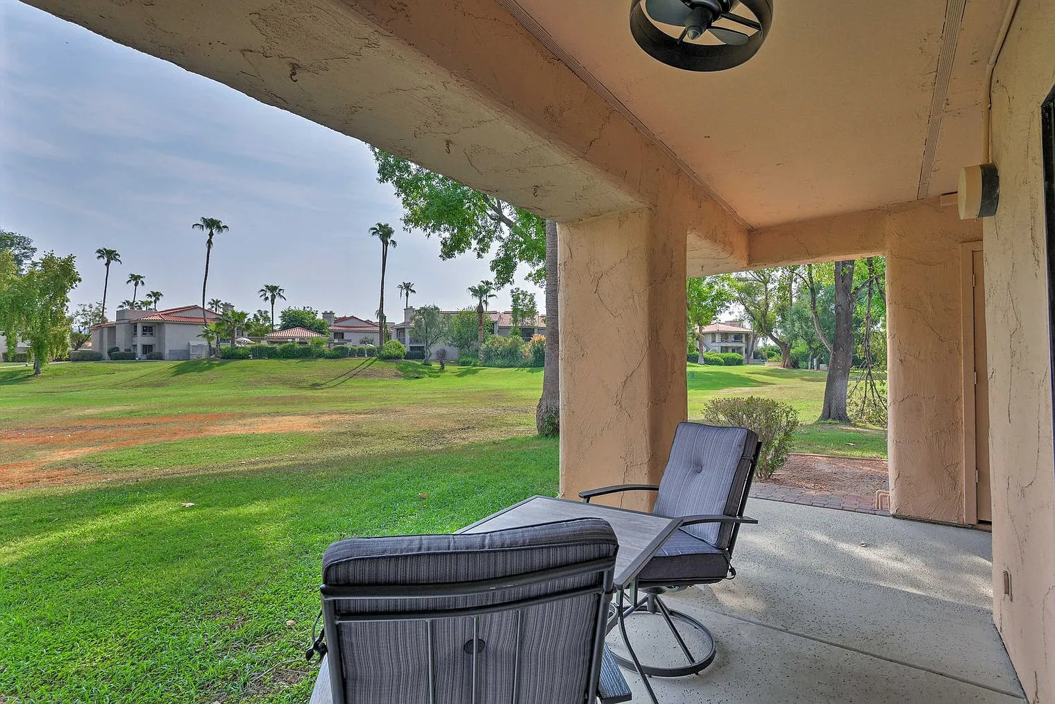 2 bed, 2.0 bath, 1270 sqft, $1,945 — Photo 2