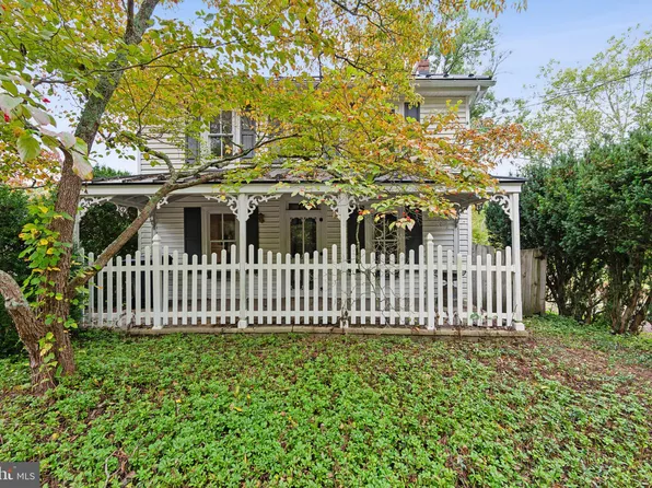 1738 Art School Rd, Chester Springs, PA 19425