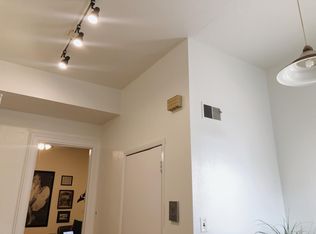 2025 N Racine Ave APT 1R, Chicago, IL 60614