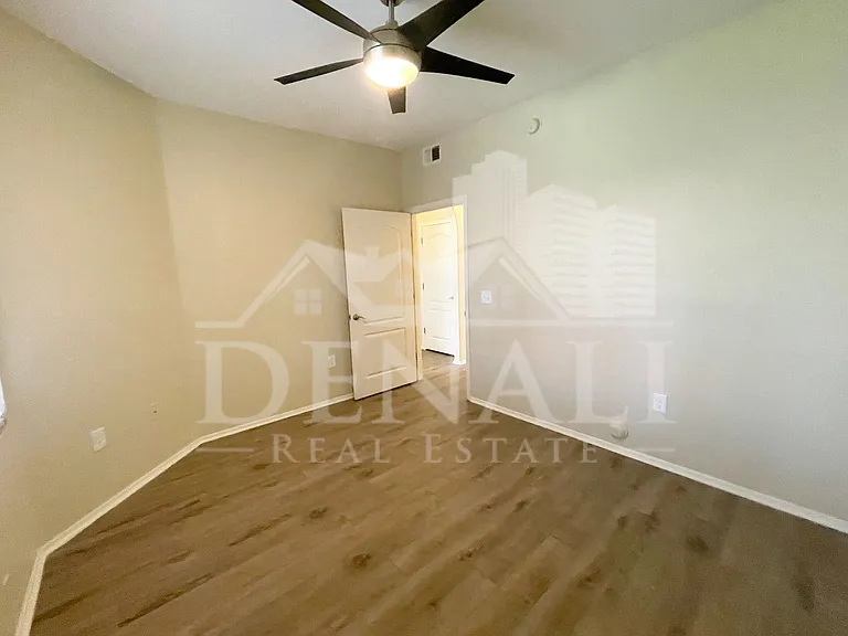 2929 W Yorkshire Dr #1019 — Photo 23