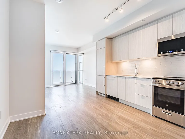 430 Square One Dr #4309 — Photo 12