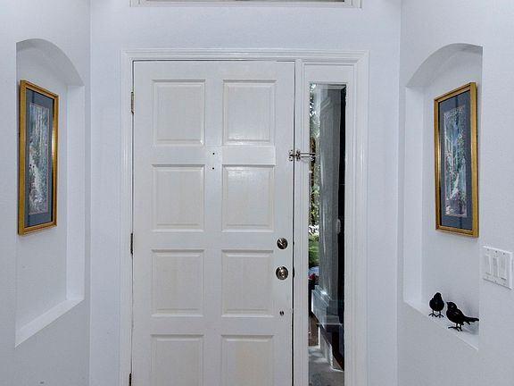 3rd image of 2209 Eagle Bluff Dr