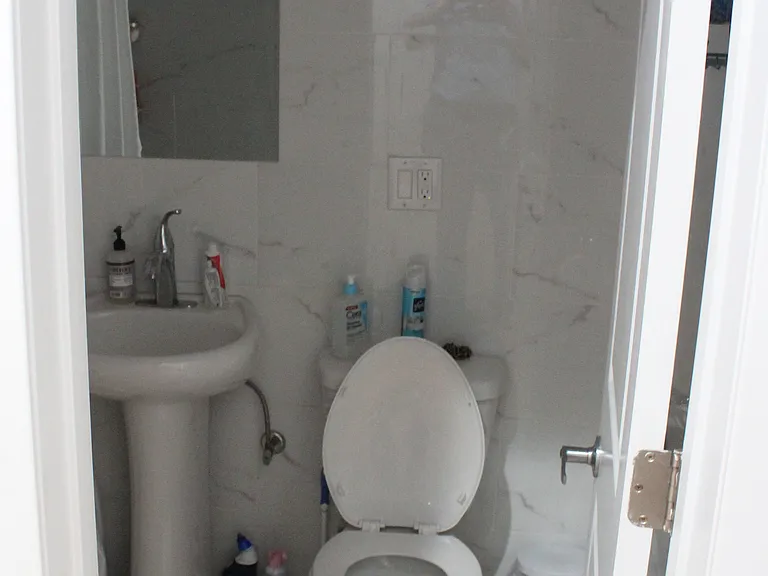2708 Glenwood Rd #3 — Photo 8