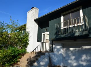 3029 Churchill Dr, Madison, WI 53713