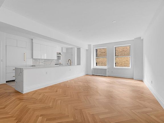 2nd image of 241 W 97th St APT 5L