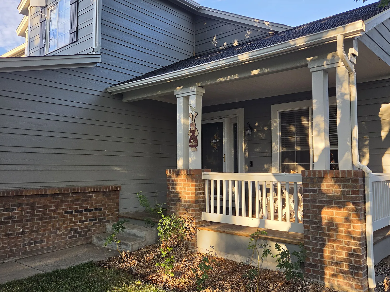 4 bed, 2913 sqft, $3,750 — Photo 2