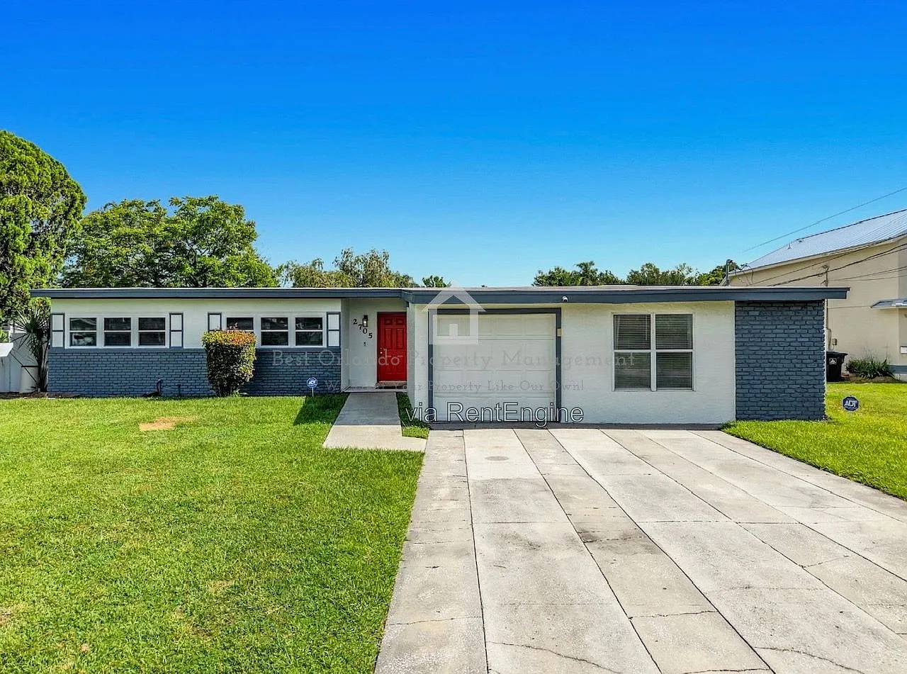 3 bed, 2.0 bath, 1633 sqft, $2,800 — Photo 1