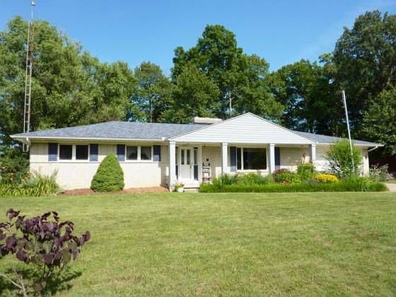 1st image of 8159 Green Valley Dr