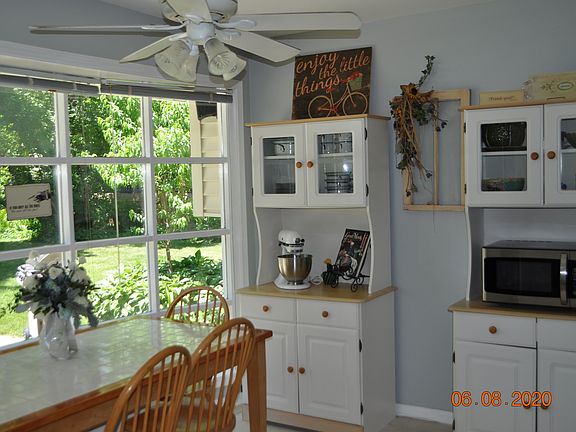 5th image of 104 N Greenwich Ln