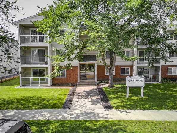 10842 107th St NW #206, Edmonton, AB T5H 2Z3