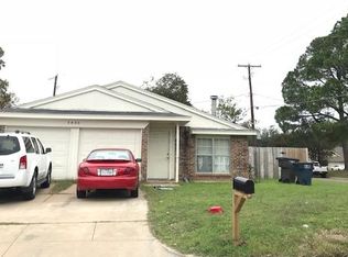 2800 Shaye Ln, Fort Worth, TX 76112