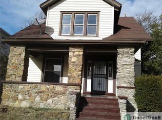 4007 River Park Dr, Louisville, KY 40211