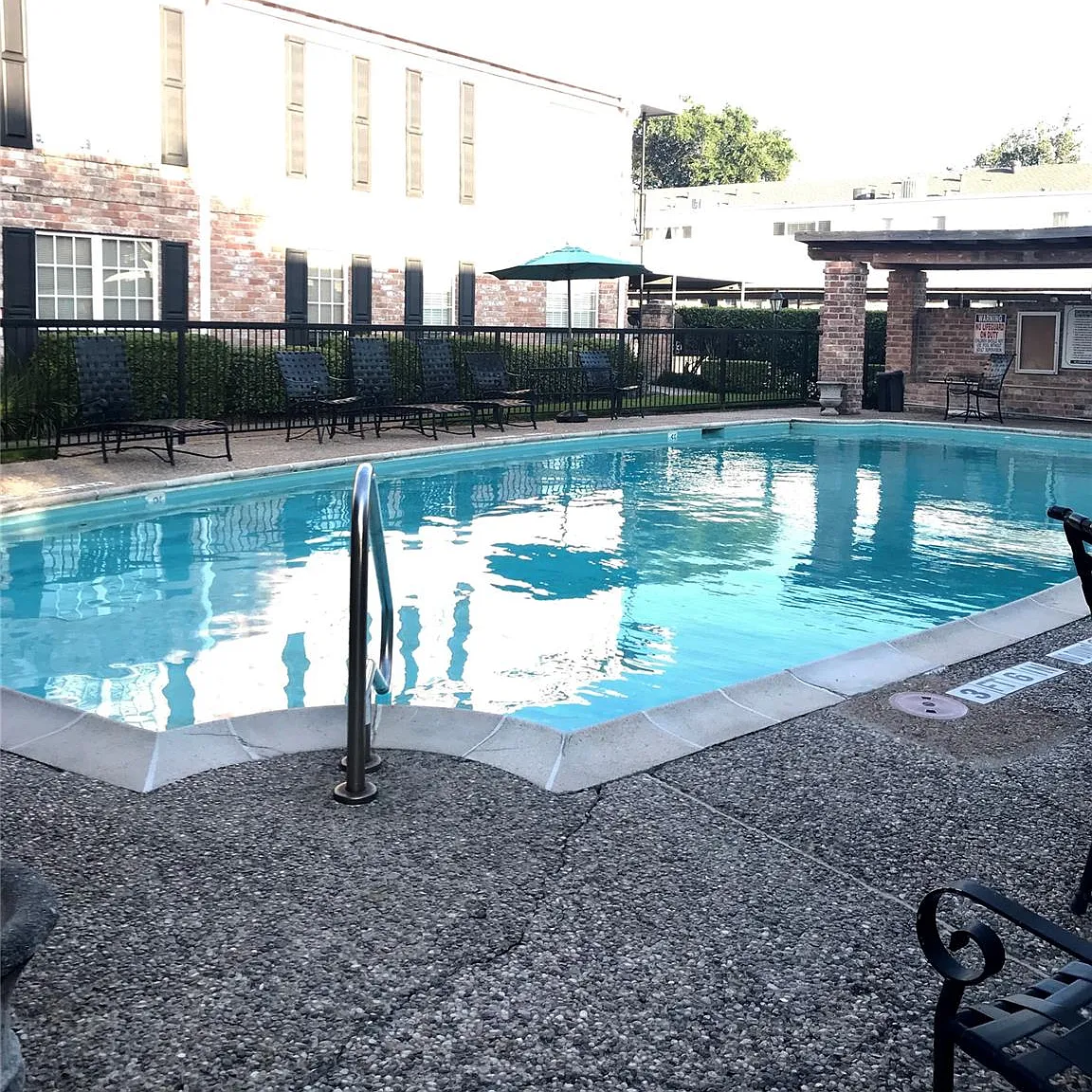 1 bed, 1.0 bath, 680 sqft, $950 — Photo 3