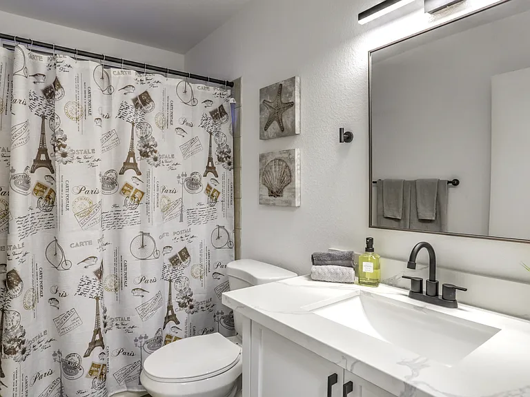 1421 Lucaccini Ln — Photo 23
