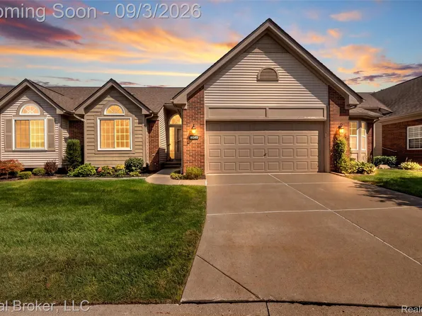 14849 Heather Pointe Dr, Sterling Heights, MI 48313