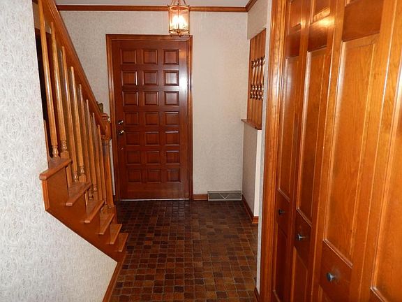 5th image of 2019 Northtowne Ct