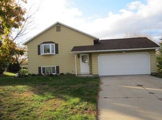 1406 Thatcher Dr, Painesville, OH 44077