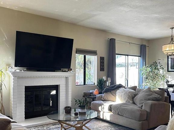 3rd image of 2419 Pima Ln