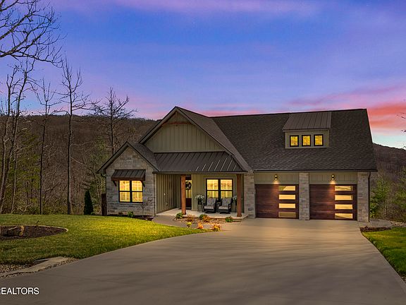 3rd image of 326 Rotherham Dr