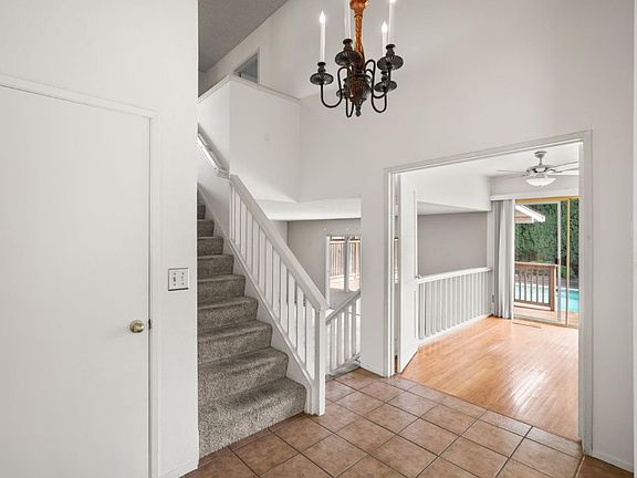4th image of 1062 Edenbury Ln