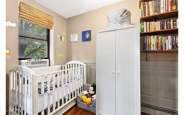 Sold by Douglas Elliman | media 13