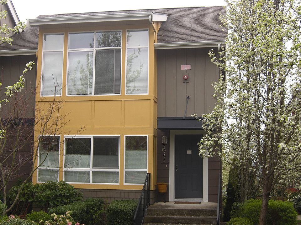 1st image of 1759 25th Ave NE