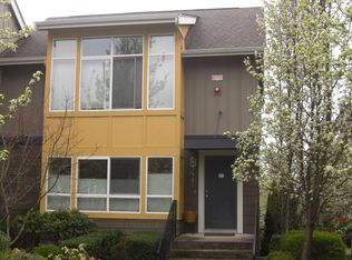 1759 25th Ave NE, Issaquah, WA 98029